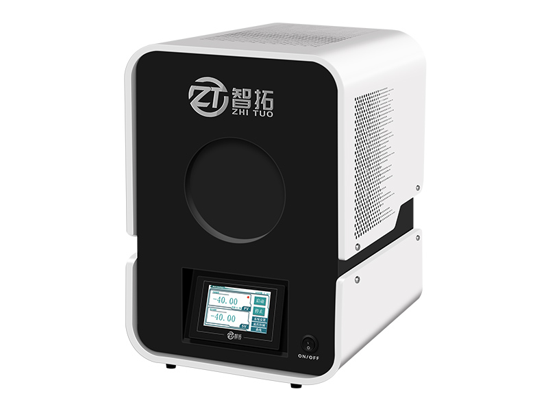 ZT-MY1-150D-超低溫面源黑體輻射源.jpg